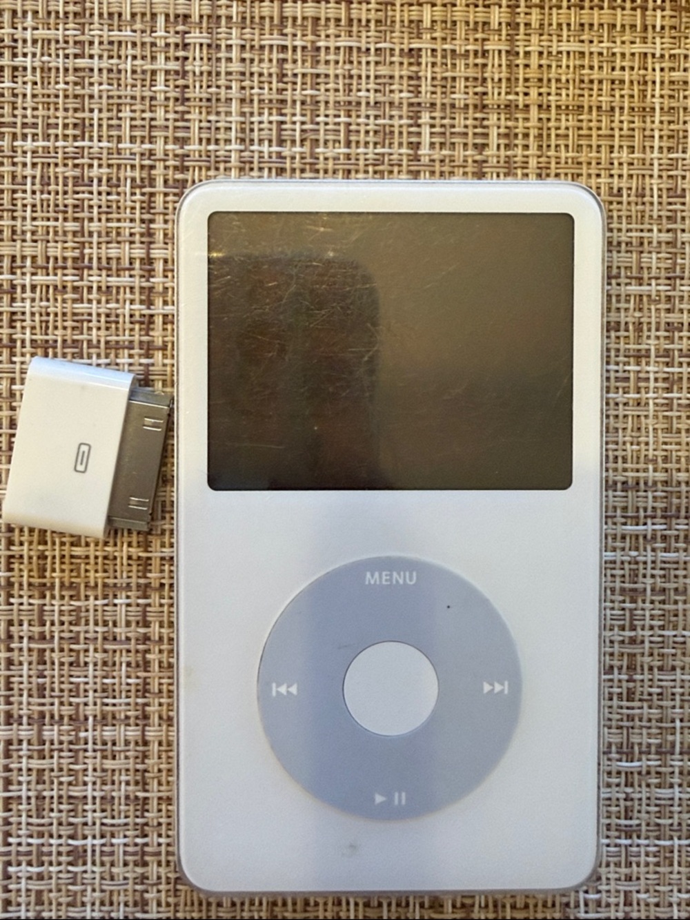 Apple White and Silver Classic iPod (READ DESCRIPTION!!!!)